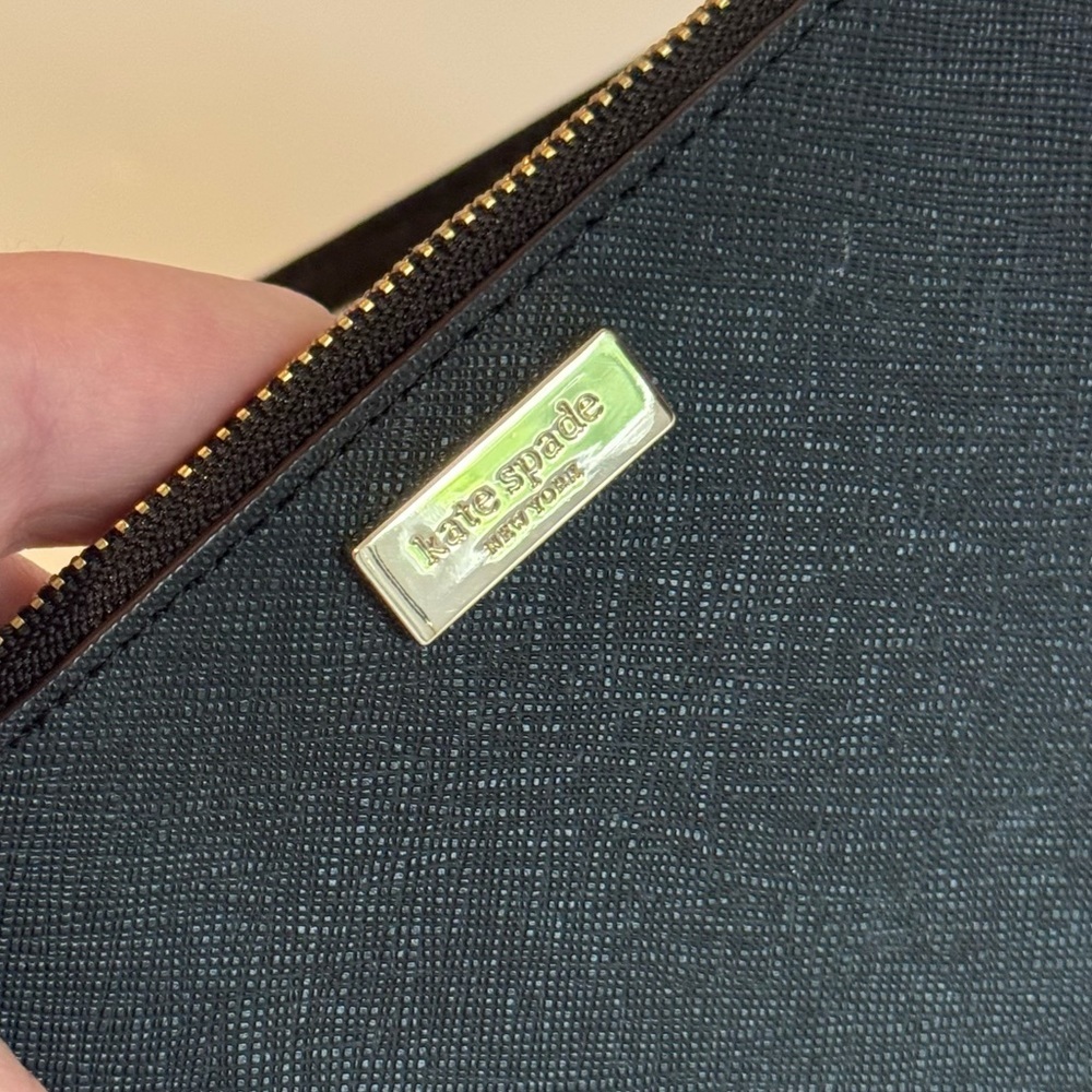 Kate Spade Lolly Newbury Lane Black Leather Wristlet Gold Hardware NEW - Picture 4 of 10